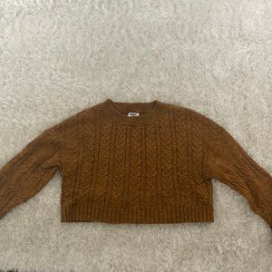 BB Dakota sweater